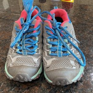 merrell hiking boots girls size 13